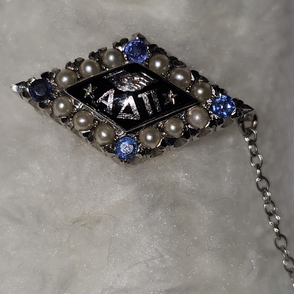 Alpha Delta Pi Pin